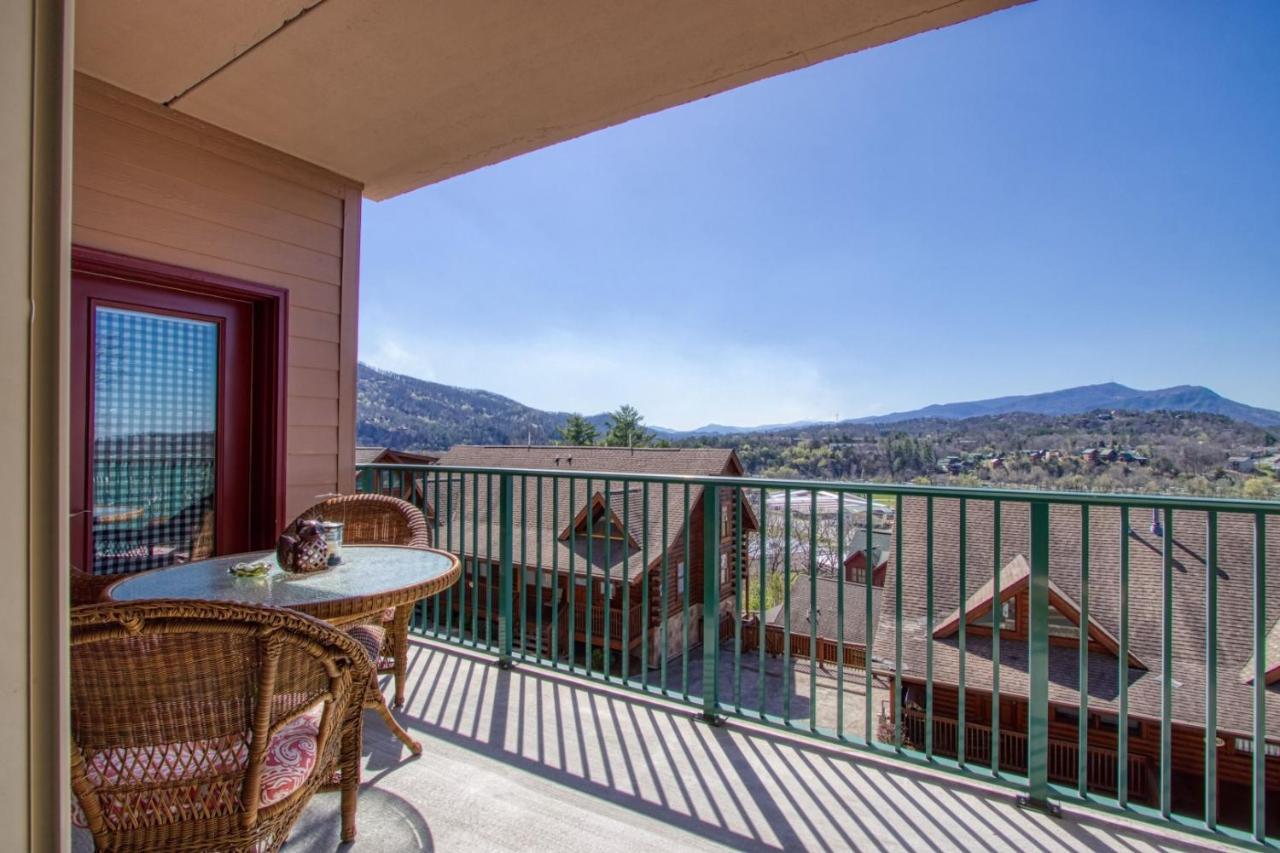 Gorgeous 2Bd 2Bth Condo With Mountain Views Pool Hot Tub Game Room Close To Parkway Pigeon Forge Esterno foto